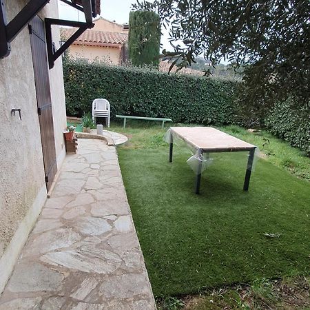 Appartement T2 Bas De Villa Avec Jardinet Au Calme Proche Mer La Seyne-sur-Mer Exterior foto